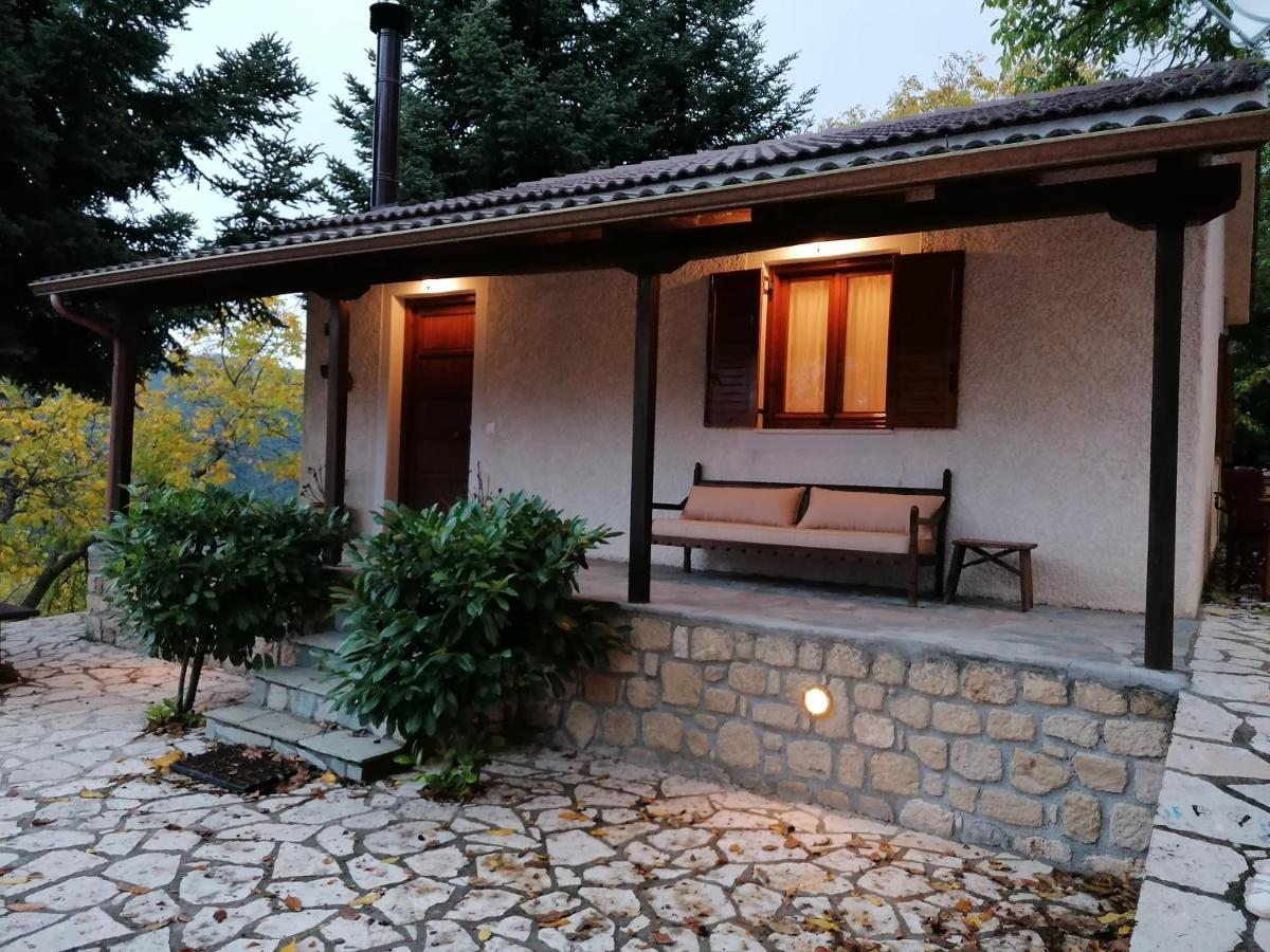 Ξενώνας Το Πατρικό Karya Exteriör bild